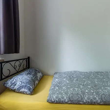 3 Karli Apartment *